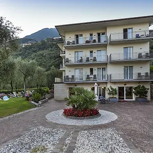 hotel-garni-orchidea.hotelinveneto.com/